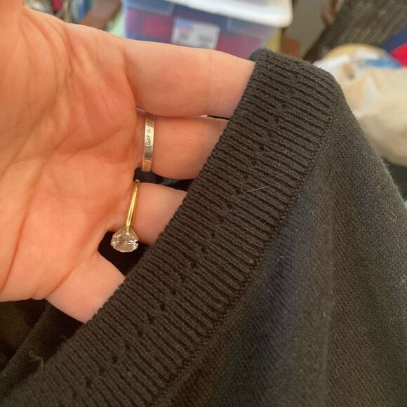 Halogen crew neck sweater NWOT w/ pretty knit pattern neck🌹 - Picture 3 of 6